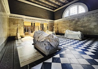 Charlottenburg Mausoleum with the marble sarcophagi of Emperor Wilhelm I and Queen Luise,