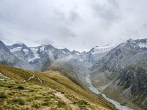 Panoramic view from the Hohe Mut over the Mutsattel and the Rotmoostal to the Gurglkamm in the