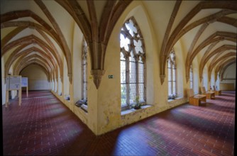 Cloister of the former Franciscan monastery Eger, branch of the Franciscan order, monastery church,