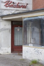 Entrance to a long vacant bakery, Barrien, Syke, Diepholz, Lower Saxony