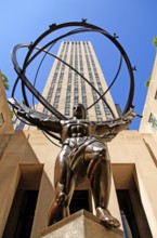 Atlas statue at Rockefeller Centre, behind the Rockefeller office building, Manhattan, New York