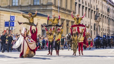 Munich Moriskentänzer of the Technical University of Munich, Trachten- und Schützenzug,