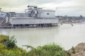 Tanjung Tualang Dredge No.5 (TT5) tin mining dredger built in England in 1938 by F.W.Payne & Son,