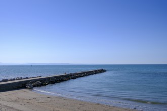 Beach promenade Nazario Sauro, Grado, Julian Friuli, Adriatic Sea, Italy