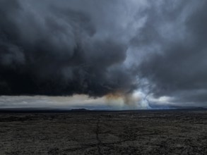 Ash cloud, volcanic eruption, Sundhnúkur crater chain, July 2025, Reykjanes Peninsula, Iceland