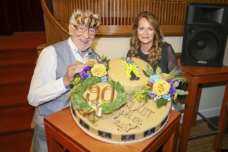 Dieter Hallervorden and Christiane Zander at the premiere of the play 'Der eingebildet Kranke' and