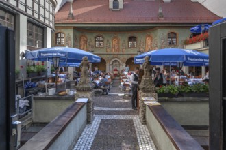 Beer garden in the inner courtyard of Augustiner Bräu, Munich, Bavaria, Germany
