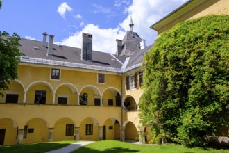 Inner courtyard, Arkadenhof, Millstatt Abbey, Millstatt, Lake Millstatt, Carinthia, Austria