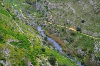 Gravinia Gorge, cave settlement, cave dwellings, houses, Sassi, Matera, Unesco World Heritage Site,