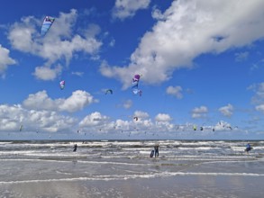 California kitesurfing Masters 2025, kitesurfing on the North Sea beach on the edge of the UNESCO