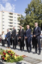 Prof. Dr Axel Klausmeier (Director of the Berlin Wall Foundation and art historian), Kai Wegner