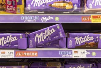Milka has significantly increased its prices. At the same time, the weight has been reduced from