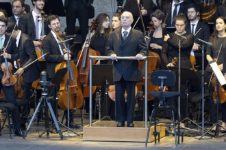 Daniel Barenboim, Conductor, West-Eastern Divan Orchestra - Daniel Barenboim and Lang Lang,