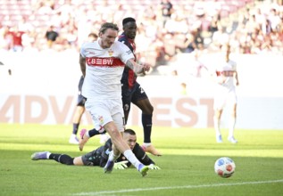 Goal kick Action Goal chance Nick Woltemade VfB Stuttgart (11) Goalkeeper Lukasz Skorupski FC