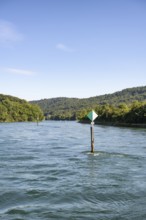 Schifffahrtszeichen, Wiffe, sign for inland navigation, which marks the navigation channel on the
