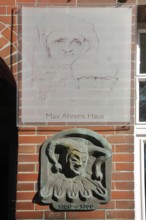 Figure with Till Eulenspiegel and lifetime, year, painting, Max Ahrens Haus, Mölln,