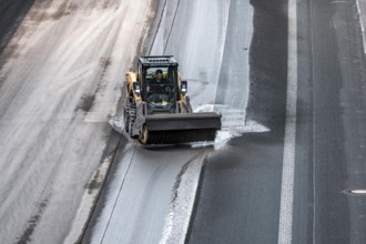 Rehabilitation of the A52 motorway near Essen, an 8 km long section between the Essen-Kettwig