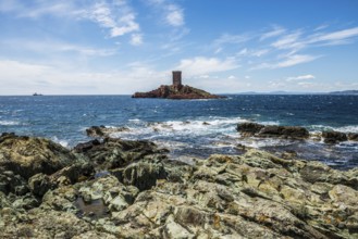 Island with tower and red rocks, Ile d'or, Cap du Dramont, Saint-Raphaël, Massif de l'Esterel,