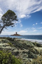 Island with tower and red rocks, Ile d'or, Cap du Dramont, Saint-Raphaël, Massif de l'Esterel,