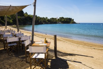 Picturesque beach and beach bar, Plage de La Baumette, Saint-Raphaël, Massif de l'Esterel, Esterel
