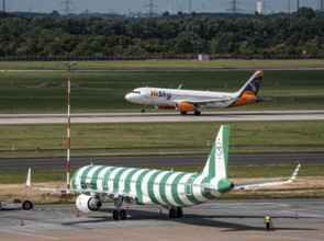 Düsseldorf Airport, Condor Airbus A321-200, aircraft on the apron, HiSky Europe Airbus A320-200
