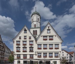 Gabled houses with a view of the tower of St Martin's Church, market square, Biberach,
