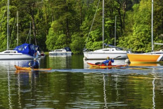 Kayaks and Boats on Windermere Lake, Fell Foot Park, Lake District, Cumbria, England, United