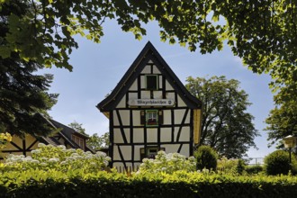 Half-timbered house Winzerhäuschen, Restaurant am Eselsweg zum Drachenfels, Königswinter,