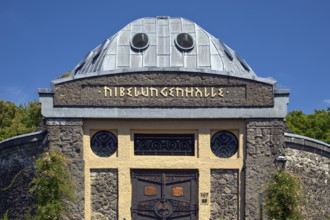 Nibelungenhalle, domed building based on an idea by Hermann Hendrich, Königswinter, North
