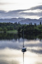 Boats on Windermere Lake and mountains, Ambleside, Lake District, Cumbria, England, United Kingdom