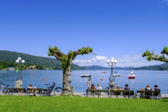 Lakeside promenade, Velden am Lake Wörth, Carinthia, Austria
