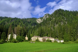 Ruin, former bath, spa, sanatorium, lost place, Altprags, Braies Valley, Val Pusteria, South Tyrol,