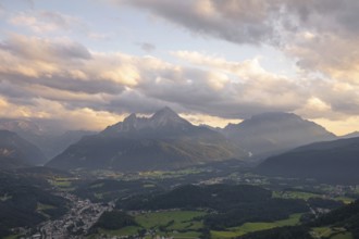 Panoramic view from the Kneifelspitze to Berchtesgaden, Watzmann, Hochkalter and Königssee at