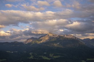 Dramatic view from the Kneifelspitze to Hoher Göll and Kehlsteinhaus