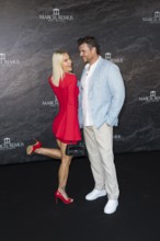 Isi Glück with man Carlos Lucio at the Remus Lifestyle Night on the roof terrace of the Pure Salt