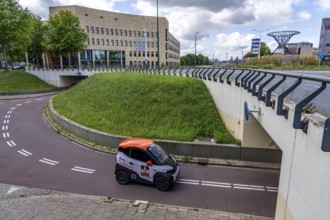 Roundabout in the Dutch city of Houten, the lanes for cars and bicycles are separated, the cycle
