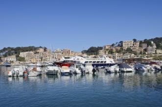 Boats in the harbour, Port De Soller, Majorca, Balearic Islands, Spain