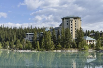 Hotel Fairmont Chateau Lake Louise and Lake Louise, Banff National Park, Alberta, Canada