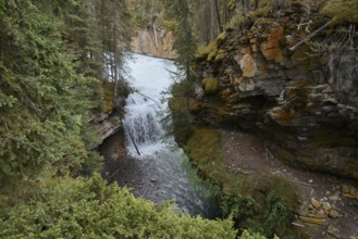Waterfall, Johnston Canyon, Johnston Creek, Banff National Park, Alberta, Canada