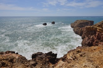 Rocky coast, Carrapateira, Parque Natural do Sudoeste Alentejano e Costa Vicentina, Algarve,