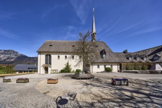 Parish church Bayerisch Gmain, church, square, cobblestones, flower pots, trees, mountain