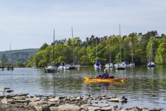 Kayak and Boats on Windermere Lake, Fell Foot Park, Lake District, Cumbria, England, United Kingdom
