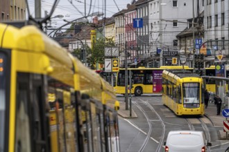 Ruhrbahn tram, on Altendorfer Straße, intersection Helenenstraße, in Essen, rush hour, traffic,