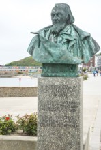 Sculpture, monument, bust, bronze bust of August Heinrich Hoffmann von Fallersleben, author of the