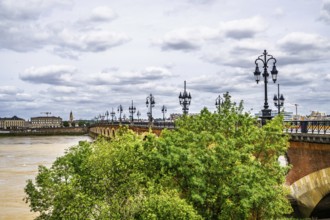 Bridge Pont de Pierre, Bordeaux, Gironde, Nouvelle-Aquitaine, France