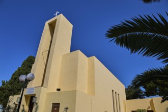 Church of Saint Francis, Church of Saint Nicholas, Agios Nikolaos, Modern church with cross and