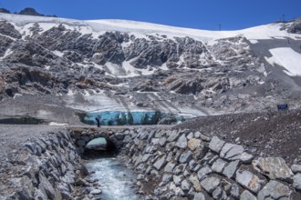 Rettenbachferner on the Ötztal Glacier Road, Sölden, Ötztal, Ötztal Alps, Tyrol, Austria