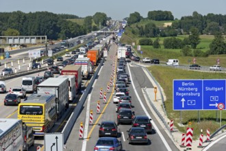 Traffic jam at roadworks at Neufahrn motorway junction, A9 motorway, Upper Bavaria, Bavaria,