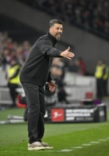 Coach coach Sandro Wagner FC Augsburg FCA gesture on the sidelines VfB Stuttgart MHPArena, MHP