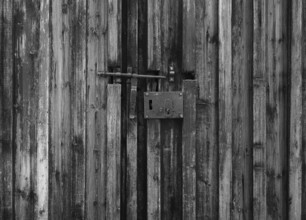 Wooden gate, wooden gate, locked, castle, Bietigheim-Bissingen, black and white, Baden-Württemberg,